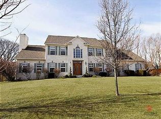 11472 Regency Ln, Carmel, IN 46033