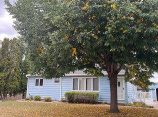 1487 Cope Ave E, Maplewood, MN 55109