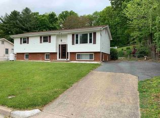 833 Paul St, Staunton, VA 24401