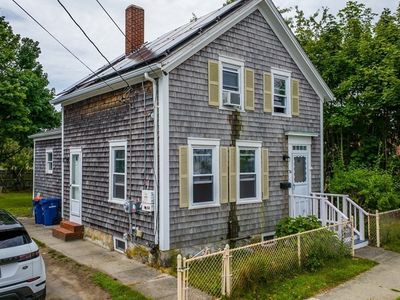 74 Grape St, New Bedford, MA, 02740