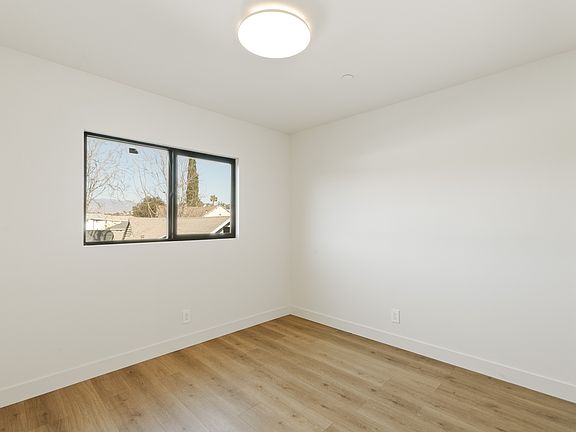 5th image of 2836 1/2 Marsh St