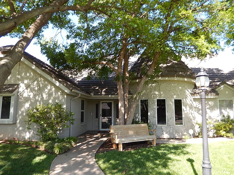 1st image of 2565 Beech Ln