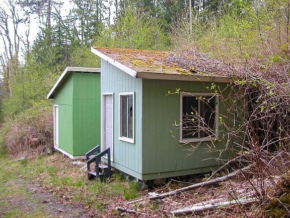 Bottom Edge of Lot