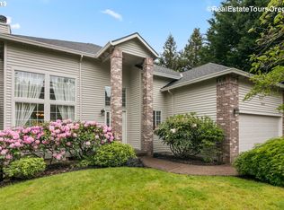 10624 NW Harding Ct, Portland, OR 97229