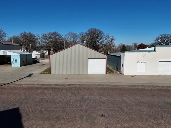 211 Washington St, Clyde, KS 66938