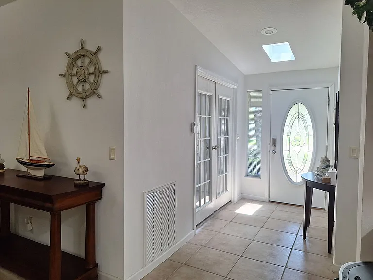 301 Water Landing Dr — Photo 7