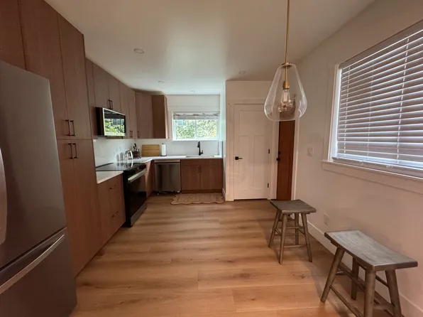 (undisclosed Address), Seattle, WA 98102