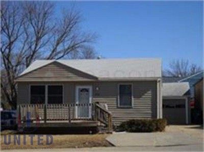 1st image of 2416 S Lakeport St
