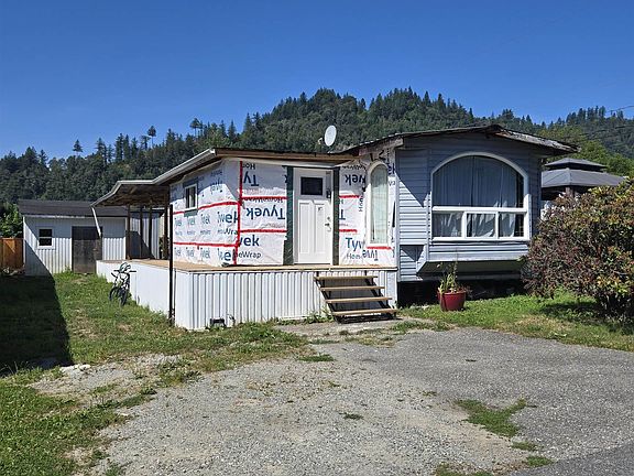 2nd image of 9267 Shook Rd #27