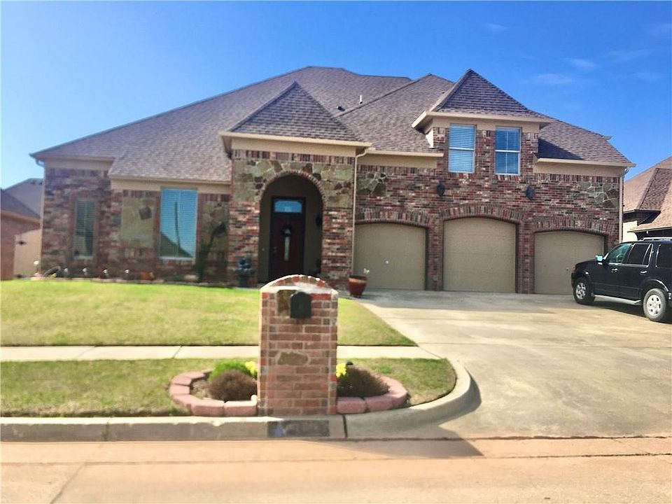 1st image of 1016 Preston Park Dr
