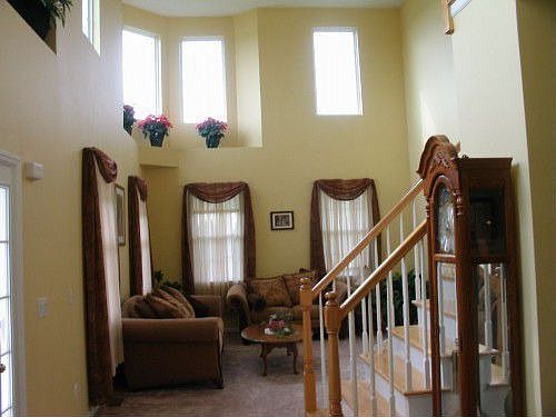 4th image of 55 Sherwood Dr