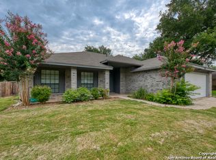 2408 Hidden Grove Ln, Schertz, TX 78154
