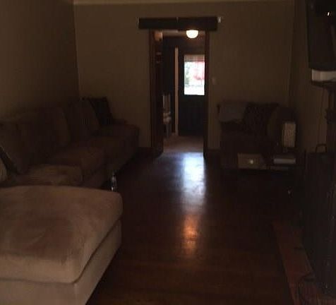 4th image of 241 S Cadillac Dr