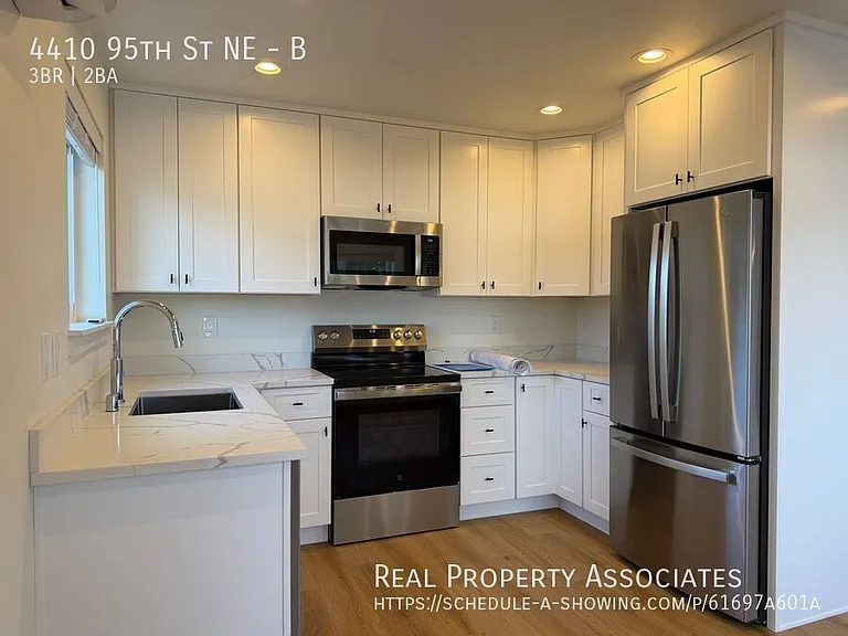 4410 95th St NE #B — Photo 4