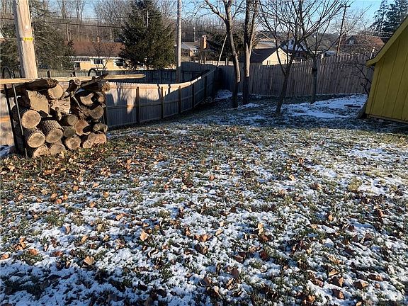 5th image of 201 Waldorf Dr