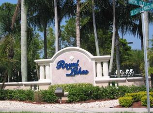 5927 Royal Isles Blvd, Boynton Beach, FL 33437