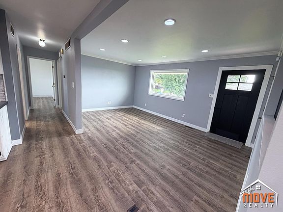 3rd image of 2551 Ridge Rd