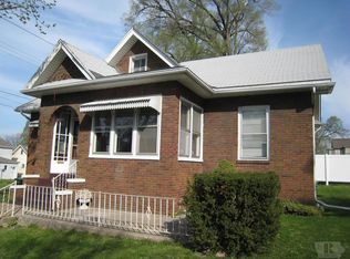 318 N 7th St, Keokuk, IA 52632