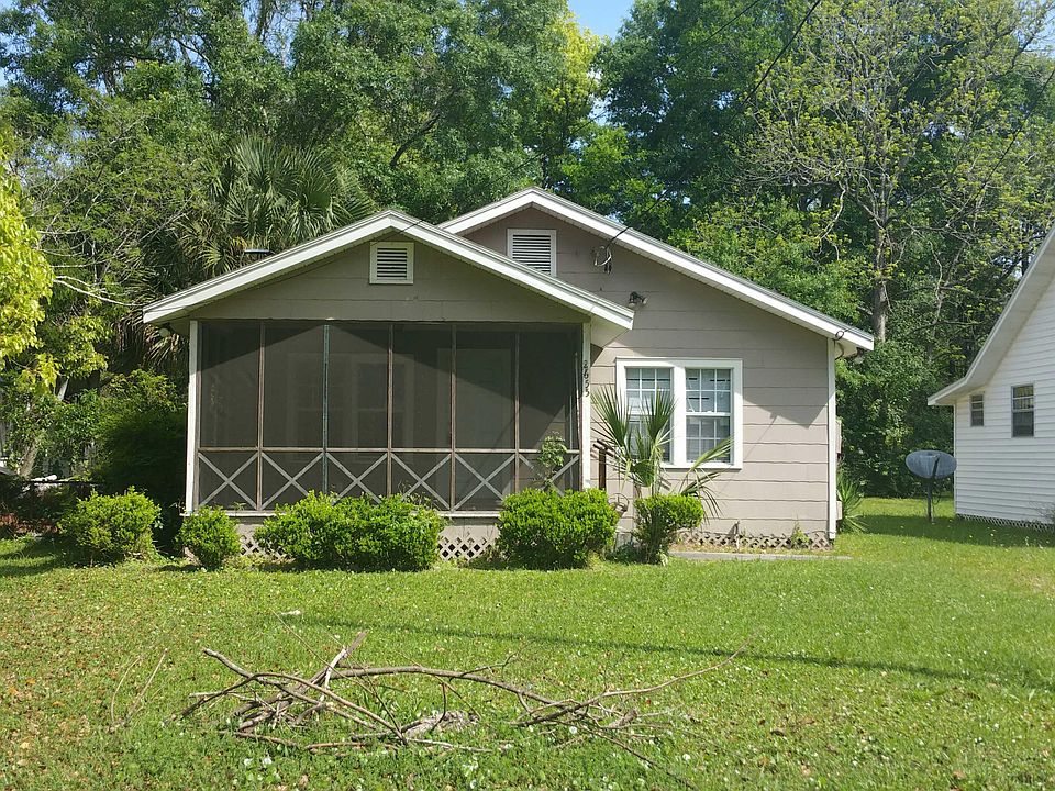 1st image of 2655 Amy St