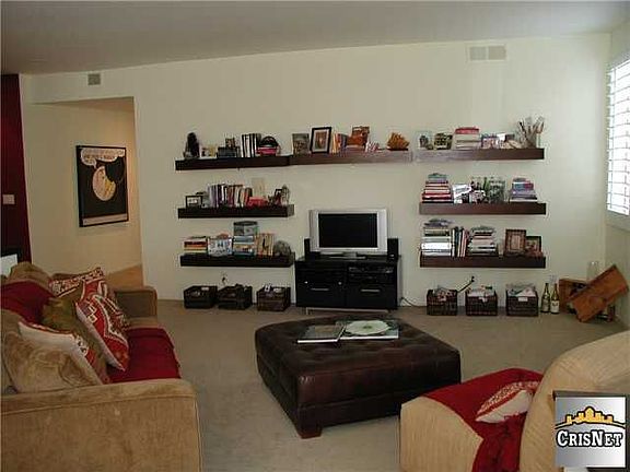 2nd image of 4236 Longridge Ave Unit 204