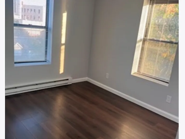 56 Johnson St #1 & 4 — Photo 3