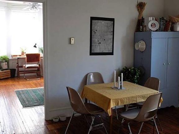 3rd image of 4711 Cedar Ave APT 3