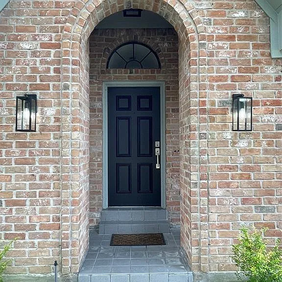 1015 Cascade Creek Dr — Photo 2
