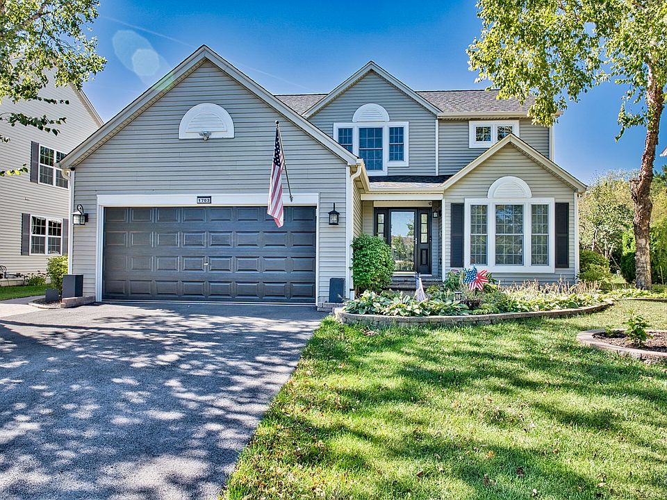 1st image of 1703 Manor Oaks Dr