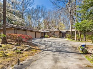 7745 Janann Way, Sandy Springs, GA 30350