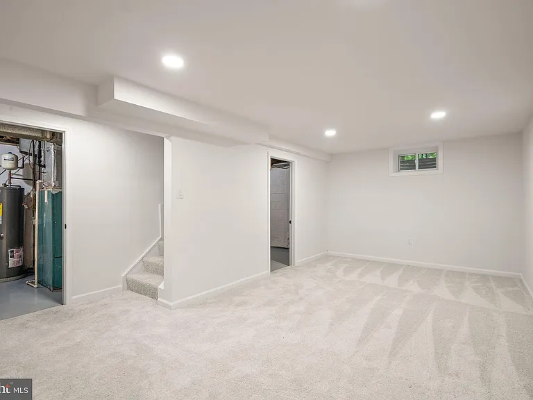 12312 Coleraine Ct — Photo 36