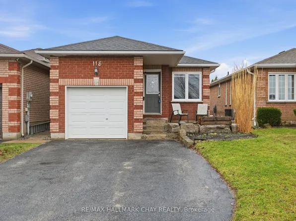 118 Benson Dr, Barrie, ON L4N 7Y4