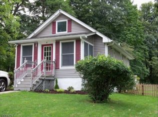 3 Roosevelt Ave, Pt Murray, NJ 07865