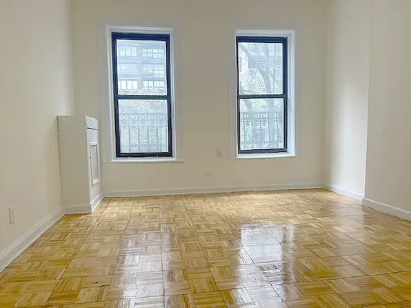 421 East 72nd Street image 1 of 10
