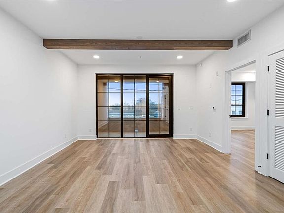 2nd image of 346 Peters St #206