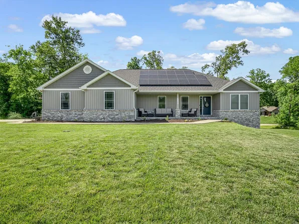 7165 Clayton Rd, Waterloo, IL 62298