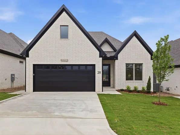 28 Mountain Brook Rd, Little Rock, AR 72223