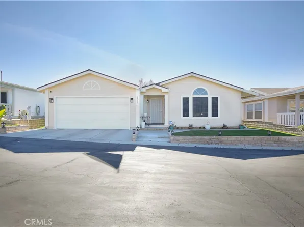 521 Bermuda Dr, Hemet, CA 92543