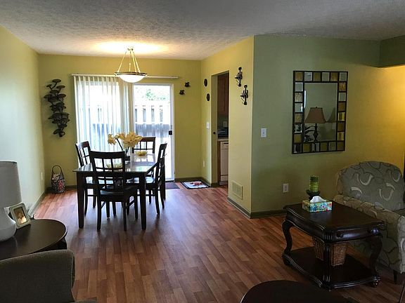 5th image of 6224 McNaughten Place Ln