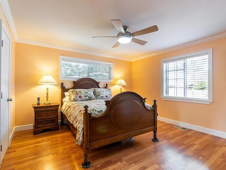515 Flynn Ave — Photo 22