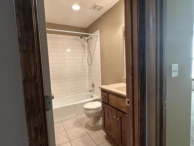 505 NW Highcliffe Dr — Photo 30