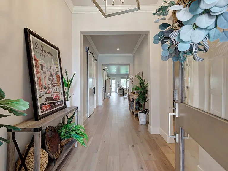 209 Pont De Normandie Ct — Photo 3