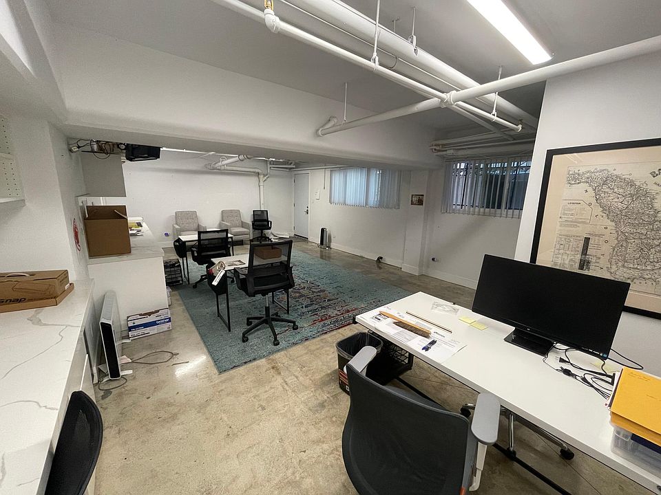 1st image of 11944 Mayfield Ave #1