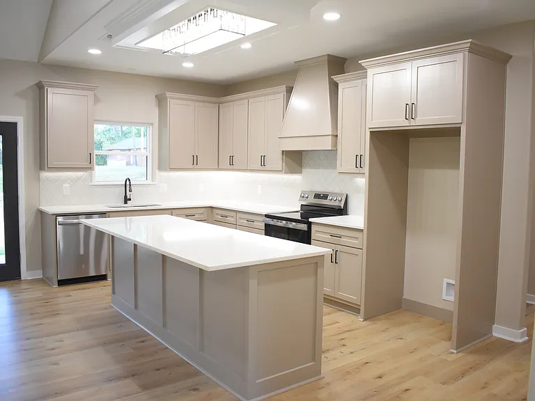 2713 Sullivan Dr — Photo 13