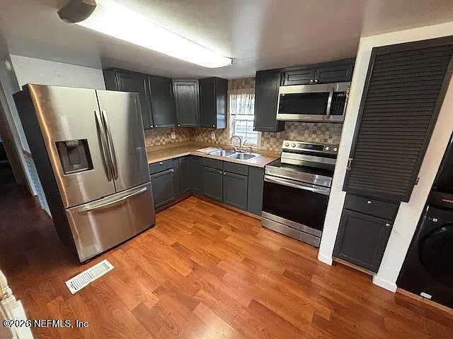 3 bed, 1.0 bath, 1248 sqft, $1,500 — Photo 4
