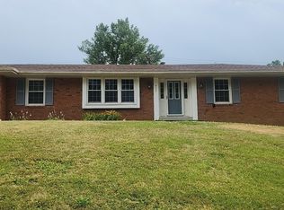 922 Frontier Dr, Henderson, KY 42420