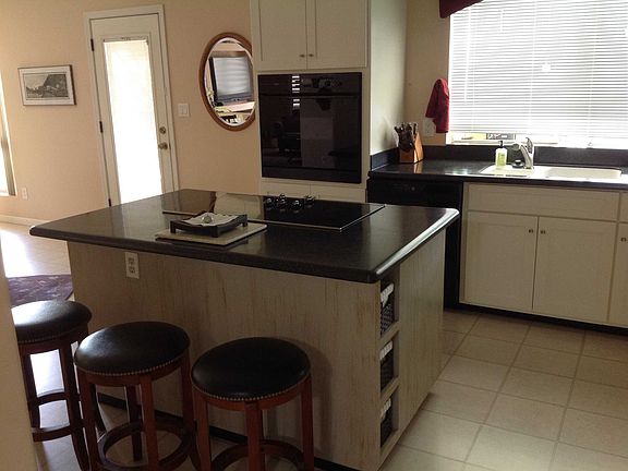 3rd image of 4443 W Sweetwater Ave