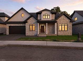 242 Mount Pleasant St #4, Brantford, ON N3T1V1