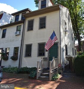 56 W Pearl St, Burlington, NJ, 08016