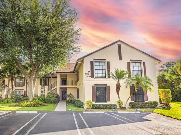 3382 Jog Park Drive, Greenacres, FL 33467