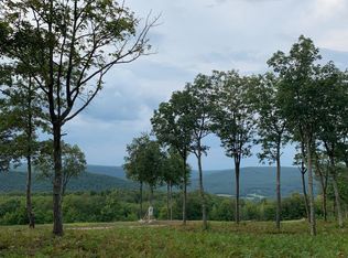 Flagstaff Rd, Jim Thorpe, PA 18229